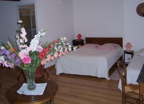 Bed and Breakfast Ferme Du Montheu Dommartin sous Amance Esterno foto